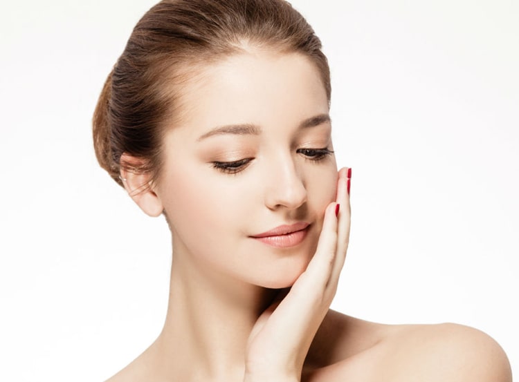 Chăm sóc da từ những thói quen sinh hoạt hàng ngày sẽ giúp tối ưu hiệu quả của sản phẩm