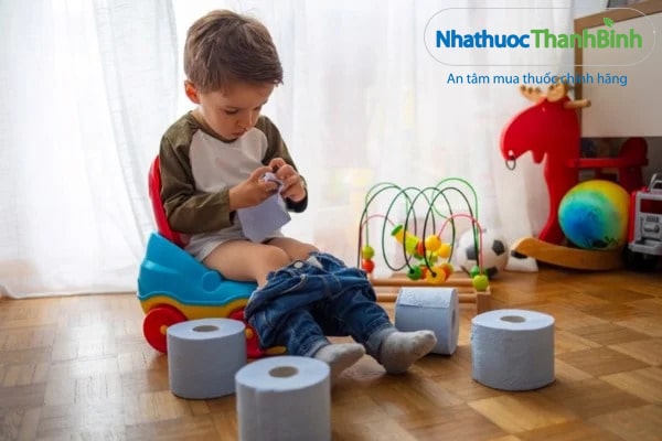 Men Imiale giúp giảm nhanh tình trạng táo bón của trẻ