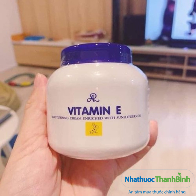Kem Vitamin E Aron dưỡng ẩm Thái Lan 200ml hiệu quả với mọi loại da